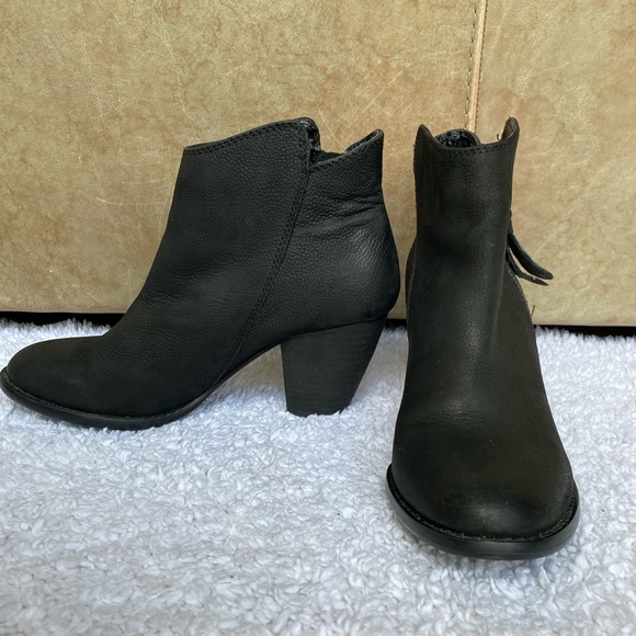 Steve Madden Ankle Boot 7.5 - Picture 2 of 5